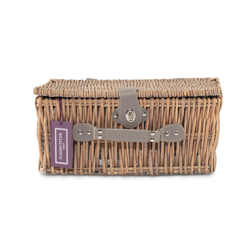 New England 2 Person Picnic Basket